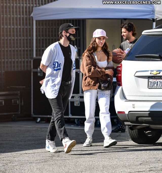 Madison Beer No Source  Celebrity Babe Sexy Beautiful Posing Hot