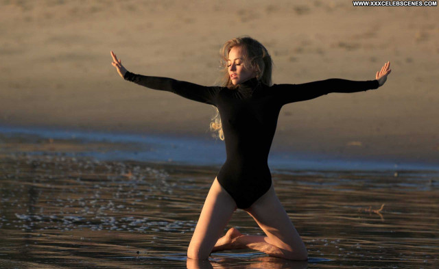 Ellen Alexander In America Uk Photoshoot Celebrity Beautiful Swimsuit